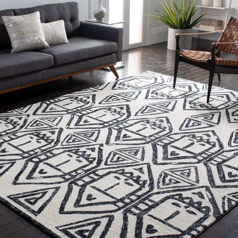 Metro MET404 Hand Tufted Area Rug - Black/Ivory - 8'x10' - Safavieh.