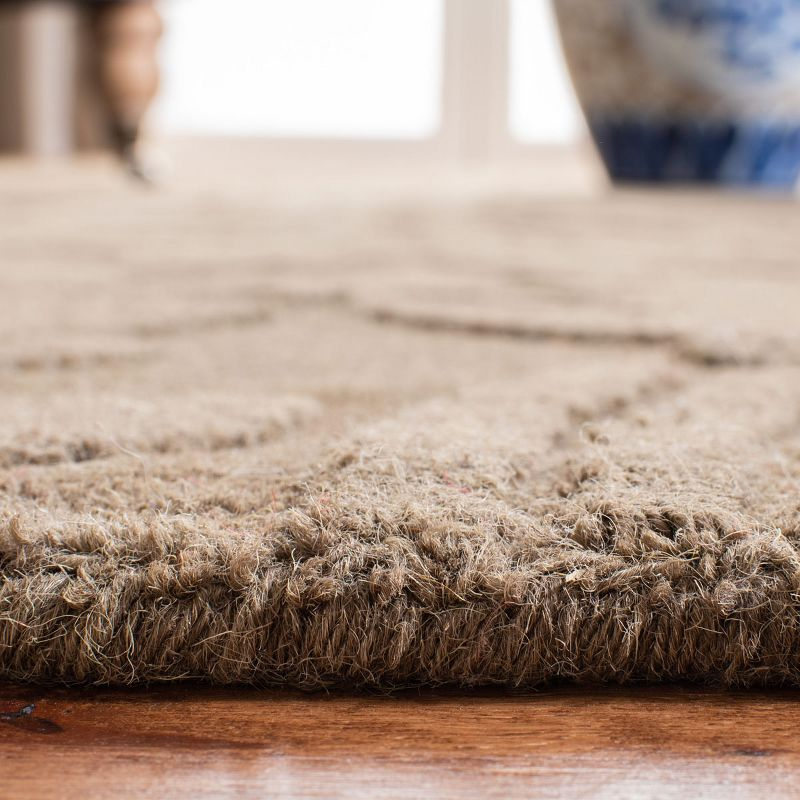 Impressions IM344 Hand Loomed Area Rug - Brown - 7'6"x9'6" - Safavieh.