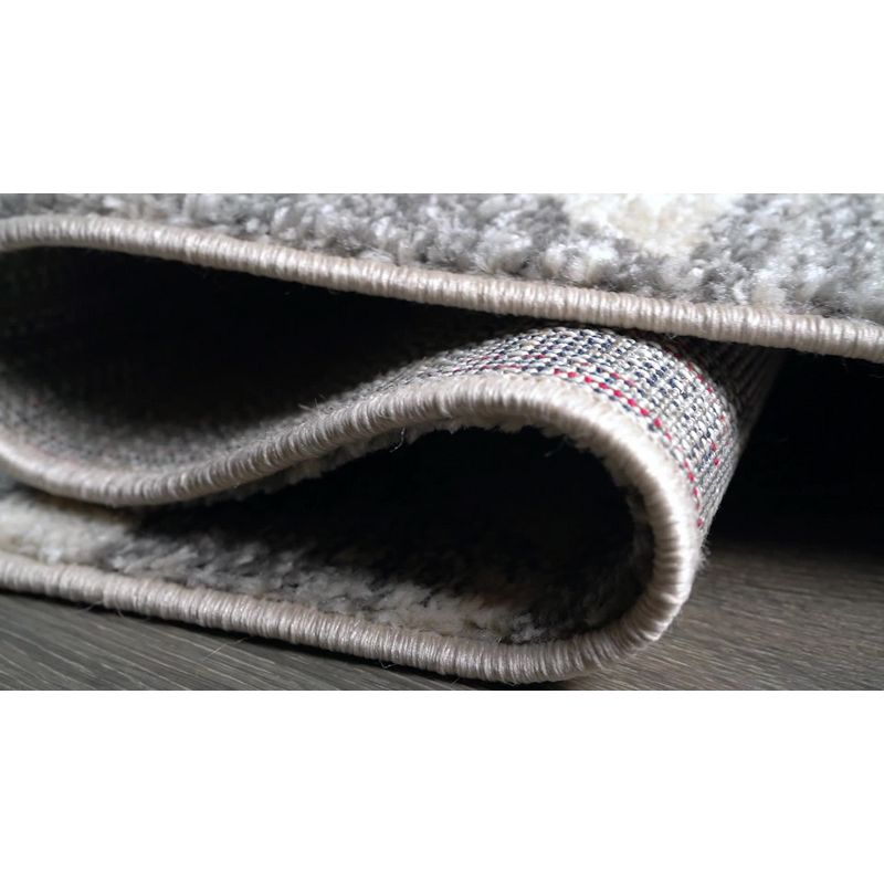 5'x8' Aisha Moroccan Triangle Geometric  Area Rug, Cream/Gray - JONATHAN Y