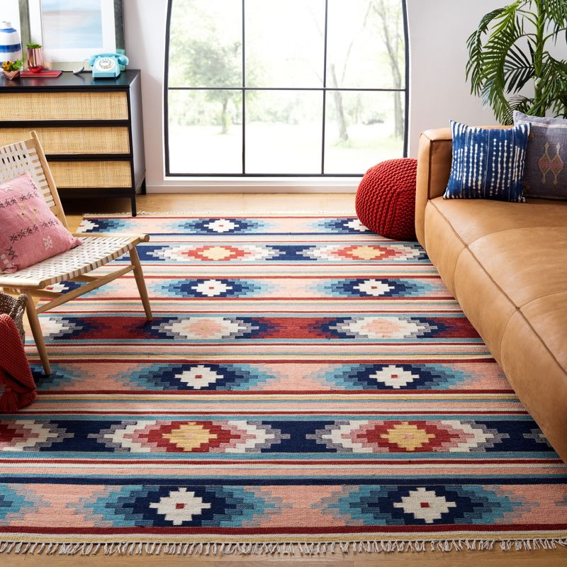 Kilim KLM713 Hand Woven Area Rug - Light Pink/Blue - 8'x10' - Safavieh.
