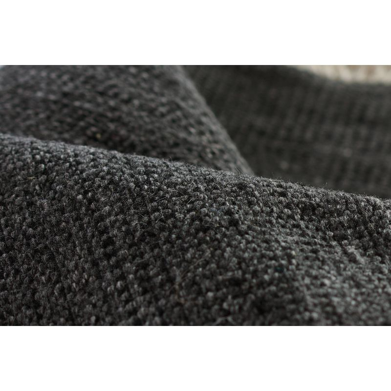 Maxi Indoor / Outdoor Rug - Black / 2' x 3'