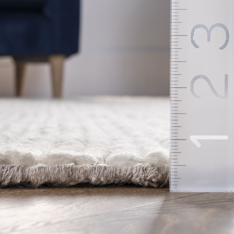 nuLOOM Penelope Braided Wool Area Rug, Round 4', Off White