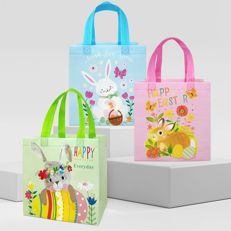 Wrapables Non-woven Easter Gift Bags, Easter Treat Bags for Egg Hunt (Set of 8) Bunnies