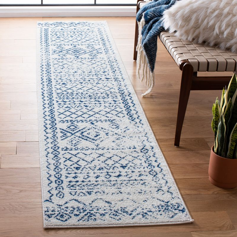 Tulum TUL268 Power Loomed Runner Rug - Ivory/Navy - 2'x7' - Safavieh.