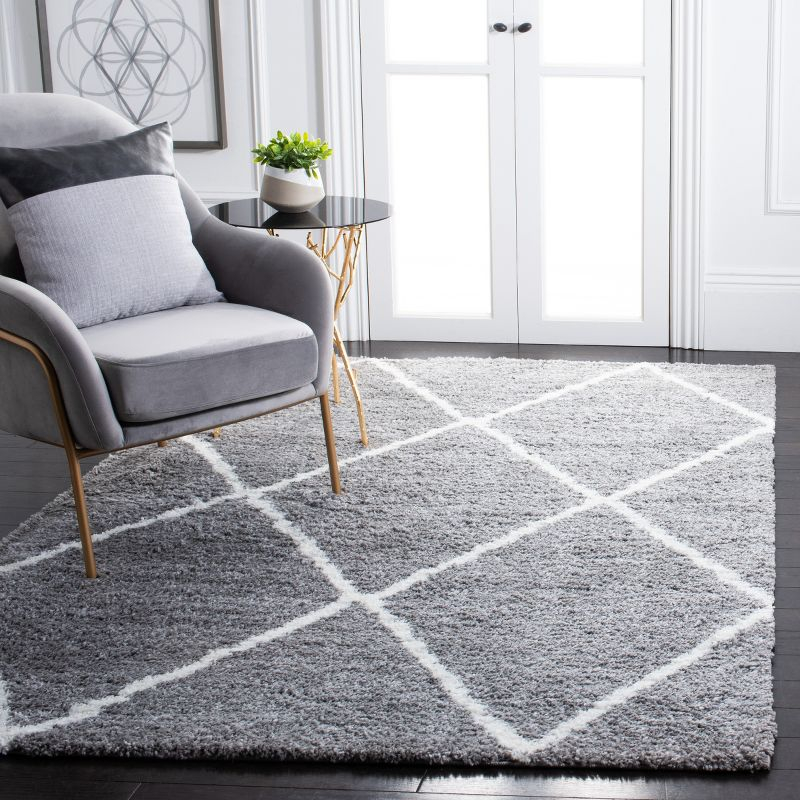 August Shag 500 AUG531 Power Loomed Indoor Area Rug - Light Grey/Ivory - 5'-5"x7'-7" - Safavieh