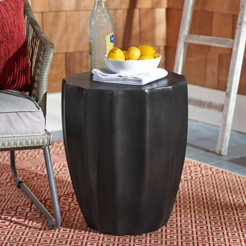 Jaslyn Accent Stool - Indoor/Outdoor - VNN1010 - Black - Safavieh