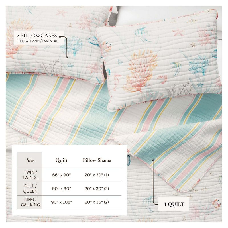 Coastal Coral Reef Reversible Quilt Set with Shams (Twin / Twin XL, Coral Reef)