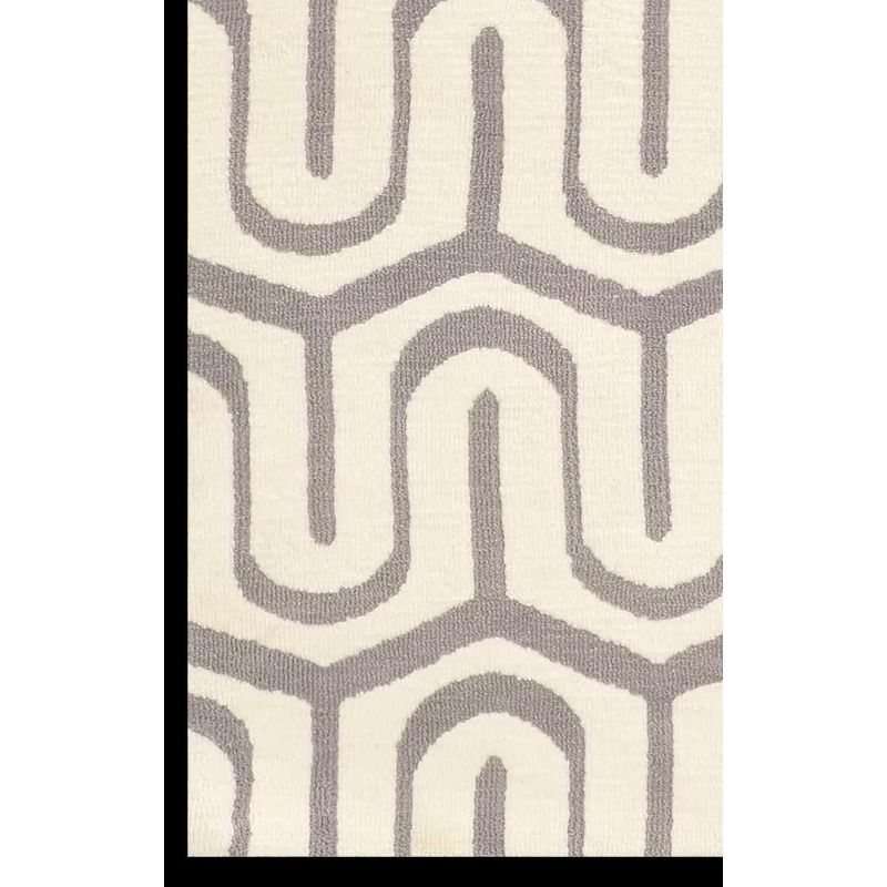 Geo Luxuriously Soft Maze Accent Rug Gray/White - Linon