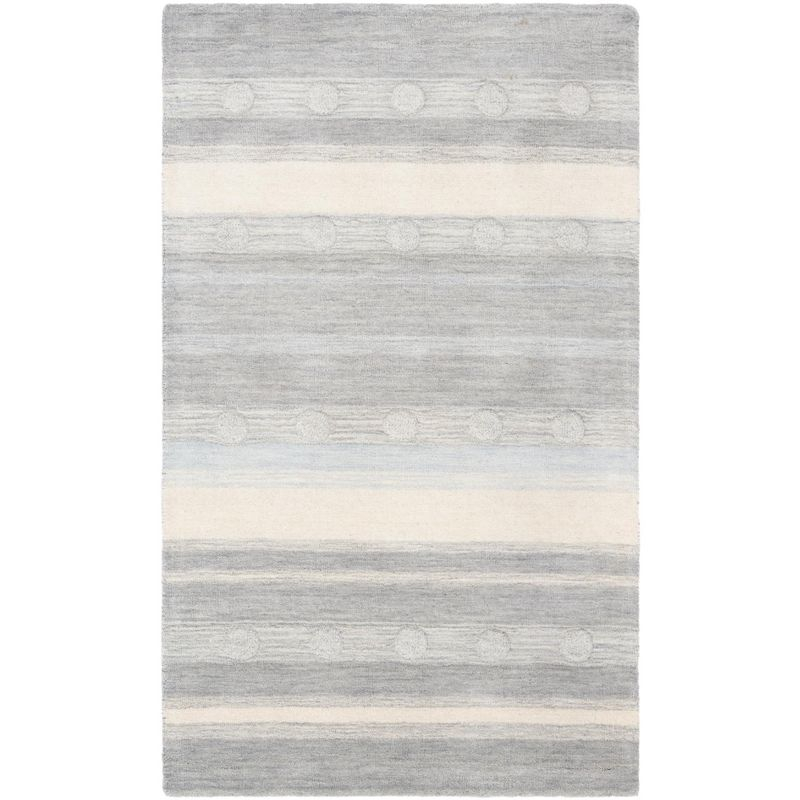 Safavieh Kids SFK801 Hand Loomed Indoor Accent Rug - Grey/Ivory - 3'x5' - Safavieh