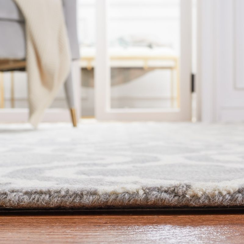 Dip Dye DDY537 Hand Tufted Accent Rug - Grey/Ivory - 2'x3' - Safavieh.