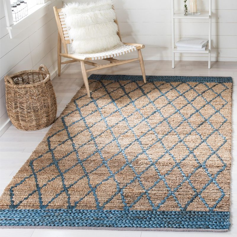 Natural Fiber NF951 Hand Loomed Area Rug - Natural/Navy - 4'x6' - Safavieh.
