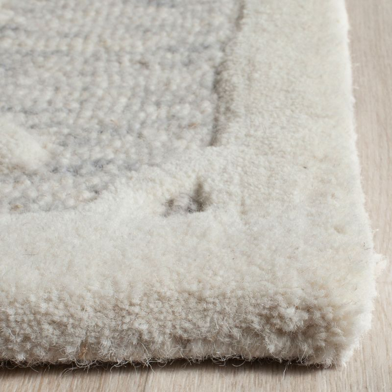 Cambridge CAM728 Hand Tufted Area Rug  - Safavieh