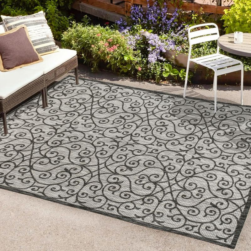 8' x 10' Madrid Vintage Filigree Textured Weave Indoor/Outdoor Area Rug, Light Gray/Black - JONATHAN Y