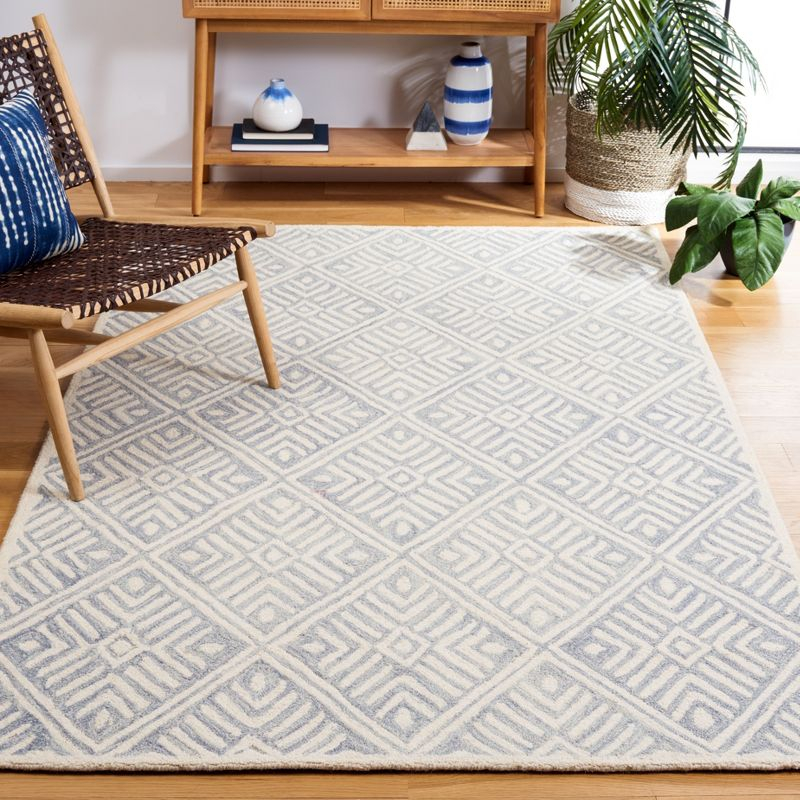 Micro-Loop MLP262 Hand Tufted Area Rug - Grey/Ivory - 4'x6' - Safavieh.