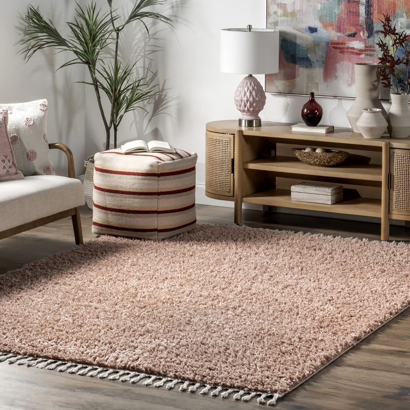 Nuloom Neva Solid 8x11 Shag Indoor Area Rug for Living Room Bedroom Dining Room Nursery, Blush/Ivory