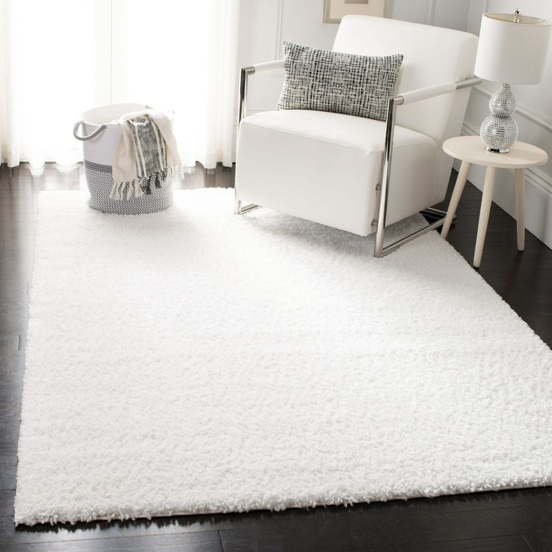 August Shag AUG900 Power Loomed Indoor Area Rug - White - 5'3"x5'3" - Safavieh