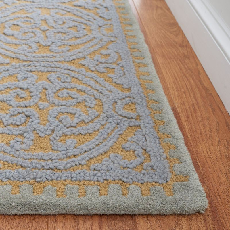 Cambridge CAM234 Hand Tufted Area Rug  - Safavieh