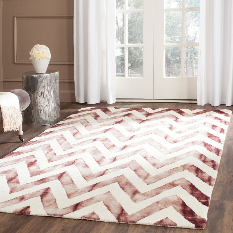 Dip Dye DDY715 Hand Tufted Area Rug - Ivory/Maroon - 3'x5' - Safavieh.