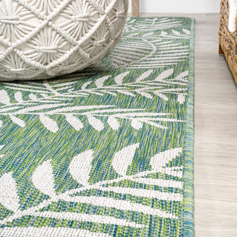 5' x 5' Nevis Palm Frond Indoor/Outdoor Area Rug, Cream/Green - JONATHAN Y