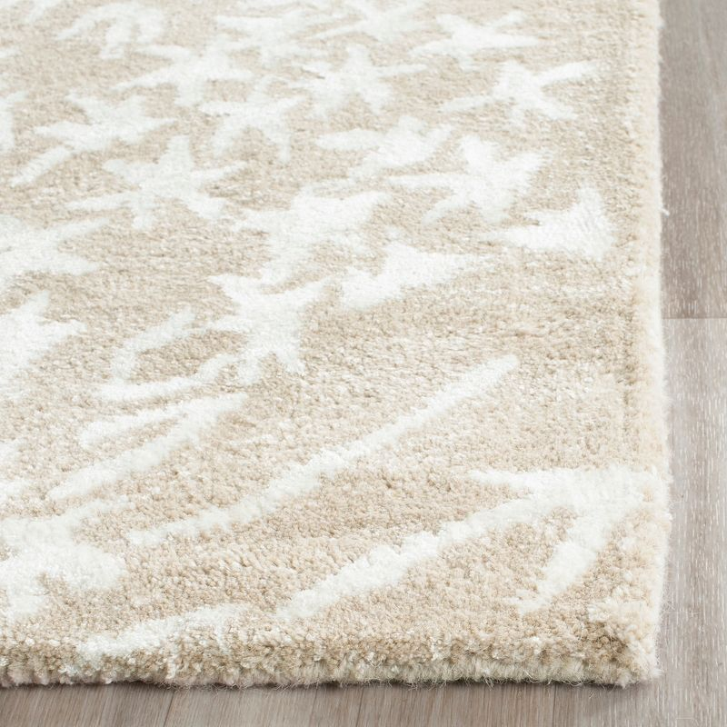 Bella BEL131 Hand Tufted Runner Rug - Sand/Ivory - 2'3"x7' - Safavieh.
