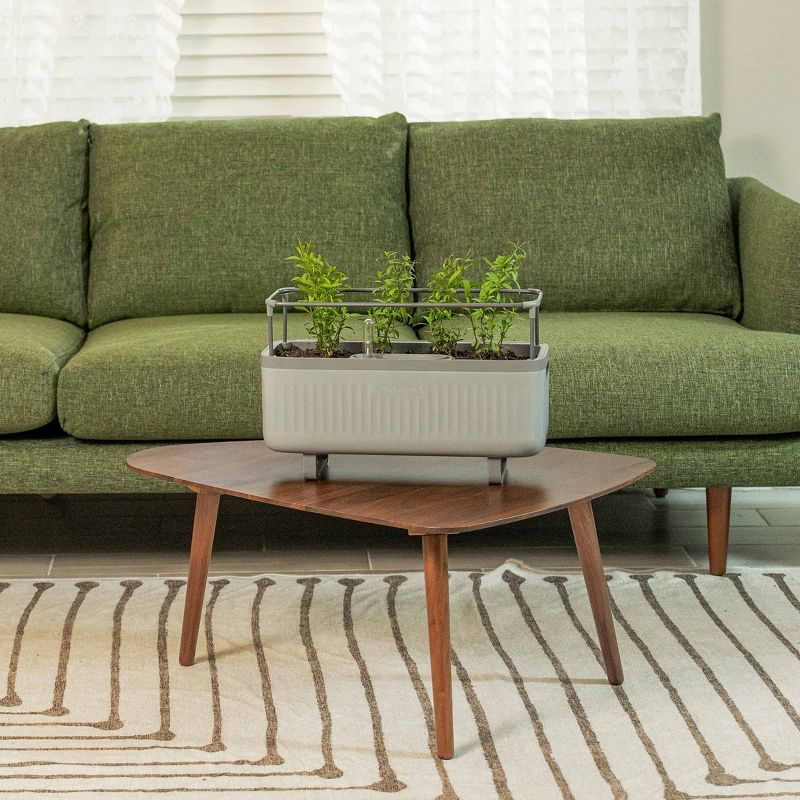 Vego Garden Mini Herb Plastic Outdoor Pot Planter with Trellis