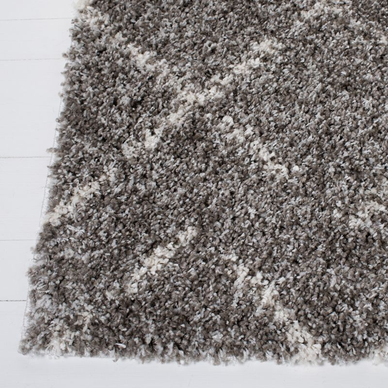 Arizona Shag ASG743 Power Loomed Indoor Area Rug - Brown/Ivory - 6'7"x9'2" - Safavieh