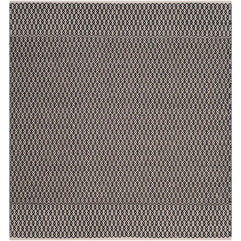 Montauk MTK339 Hand Woven Indoor Accent Rug - Ivory/Black - 4'x4' - Safavieh