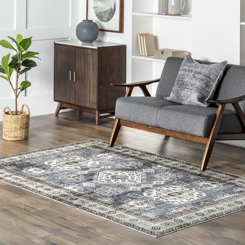 Nuloom Evelina Traditional Spill Proof Treated Pet Friendly Premium Machine Washable Area Rug, 8' x 10', Blue