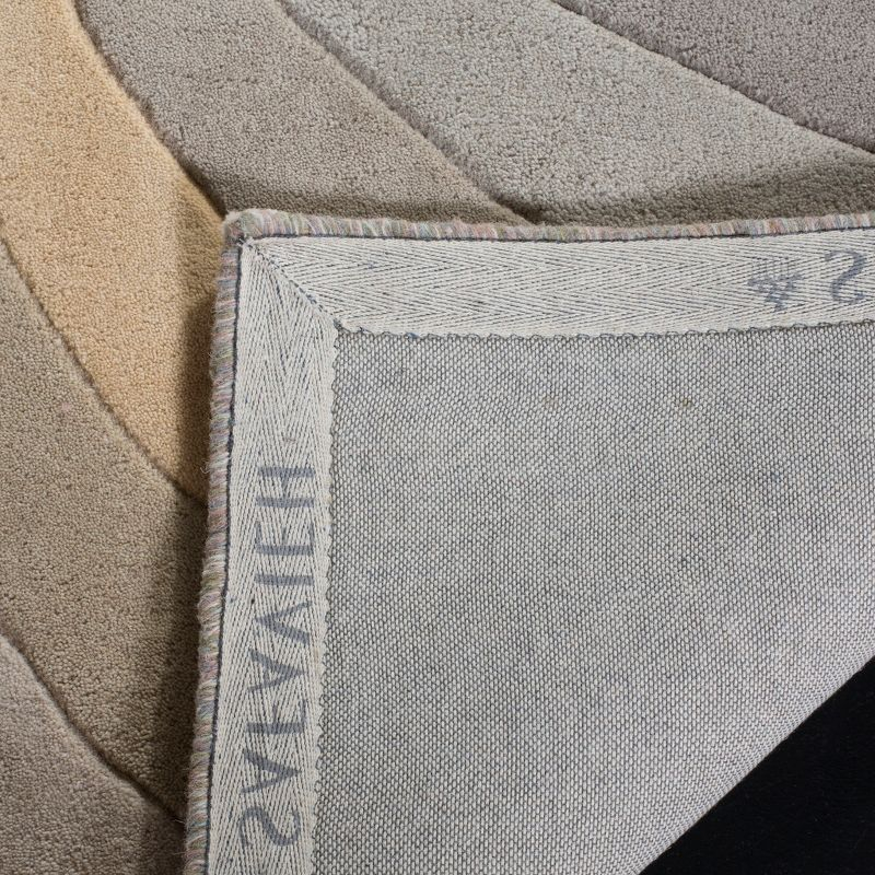 Soho SOH783 Hand Tufted Area Rug - Multi - 7'6"x9'6" - Safavieh.