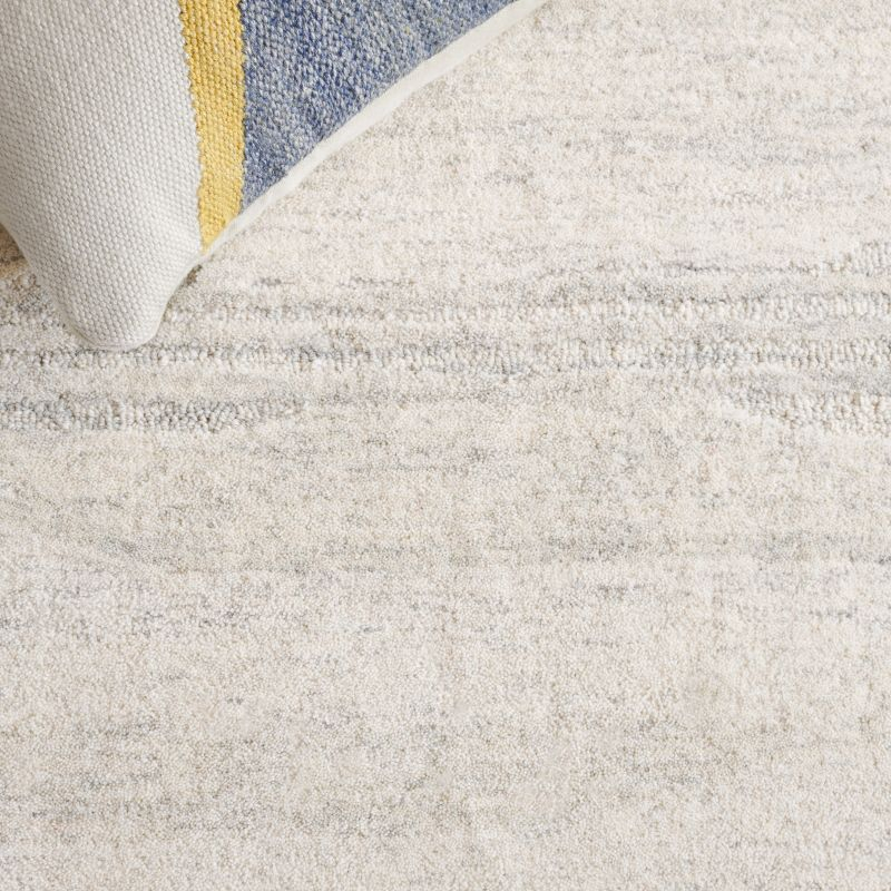 Ebony EBN221 Handmade Tufted Area Rug - Light Grey/Beige - 4'-0" x 6'-0" - Safavieh