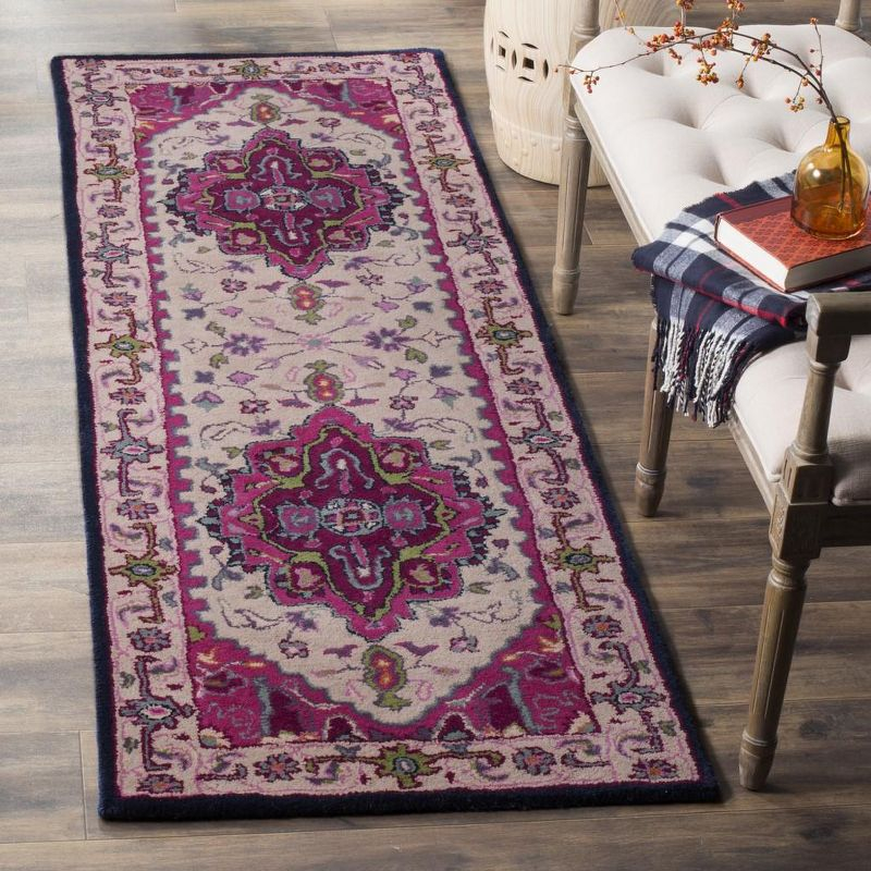 Bellagio BLG541 Hand Tufted Runner Rug - Ivory/Pink - 2'3"x9' - Safavieh.