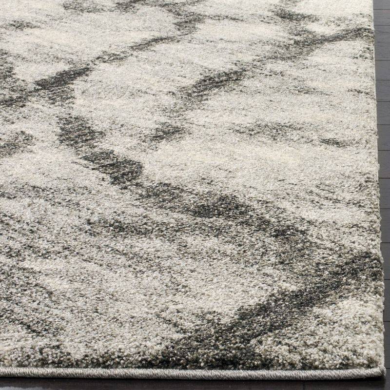 Retro RET2144 Power Loomed Indoor Accent Rug - Light Grey/Black - 2'6"x4' - Safavieh.