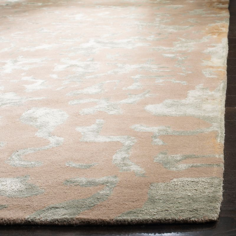 Soho SOH525 Hand Tufted Runner Rug - Taupe/Light Blue - 2'6"x10' - Safavieh.