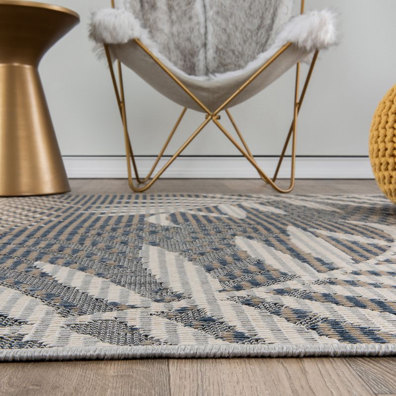 World Rug Gallery Bahama Palm Frond Indoor/Outdoor Area Rug - Gray 7'10" x 10'