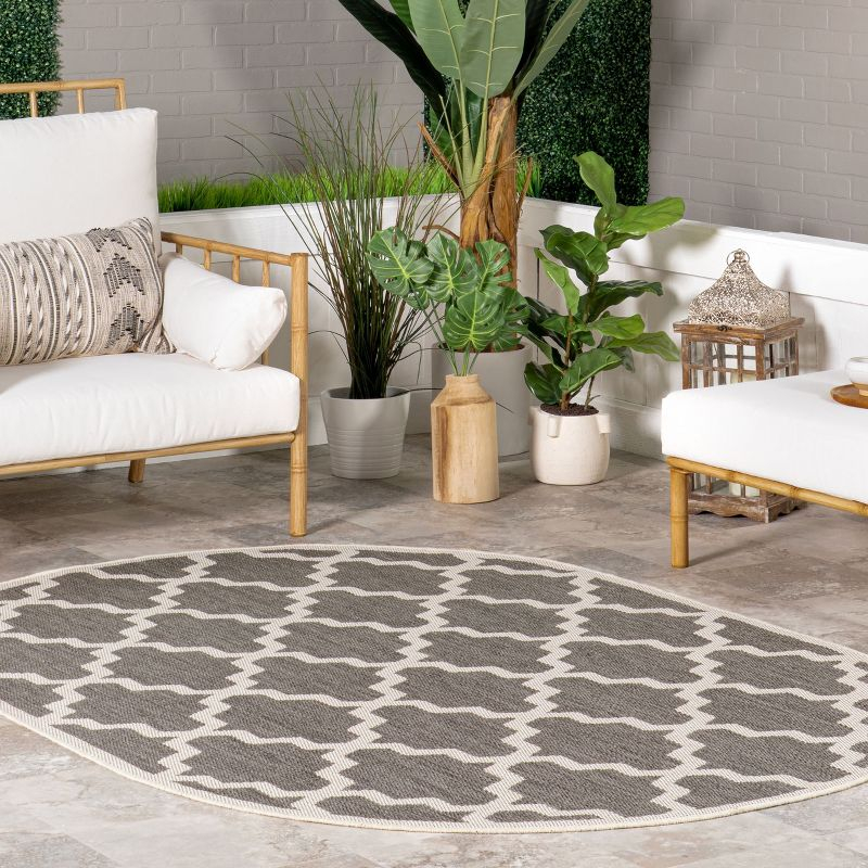 Nuloom Gina Trellis Oval 5x8 Indoor/Outdoor Area Rug for Living Room Patio Deck Front Porch Kitchen, Grey/Beige