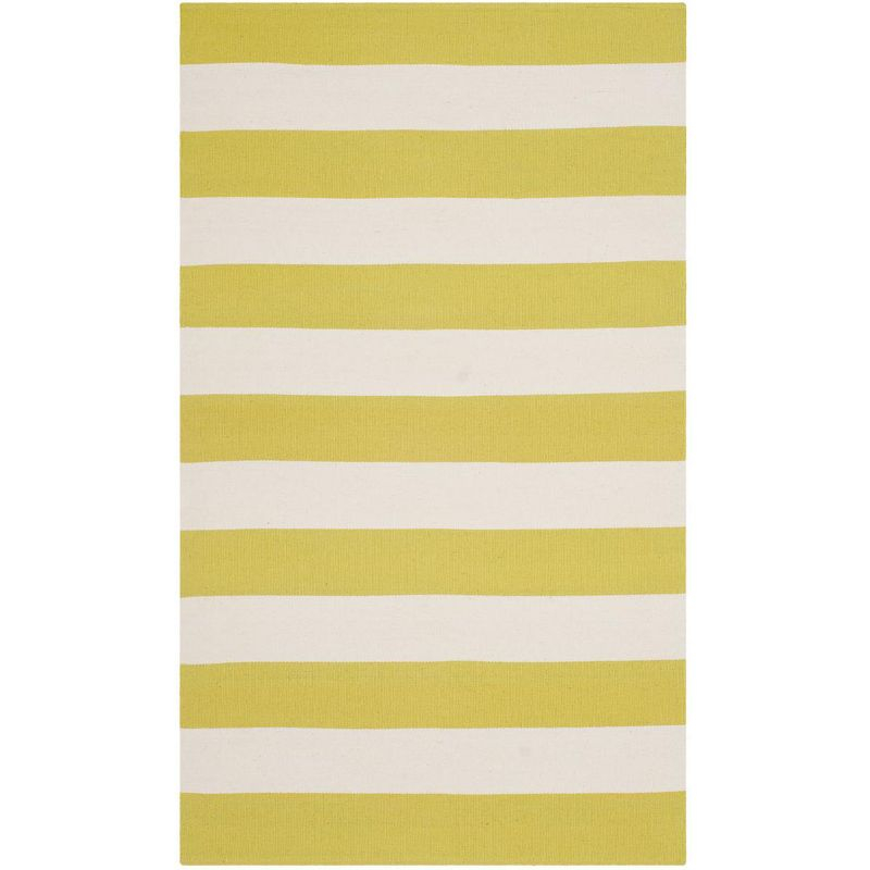 Montauk MTK712 Hand Woven Indoor Accent Rug - Green/Ivory - 3'x5' - Safavieh