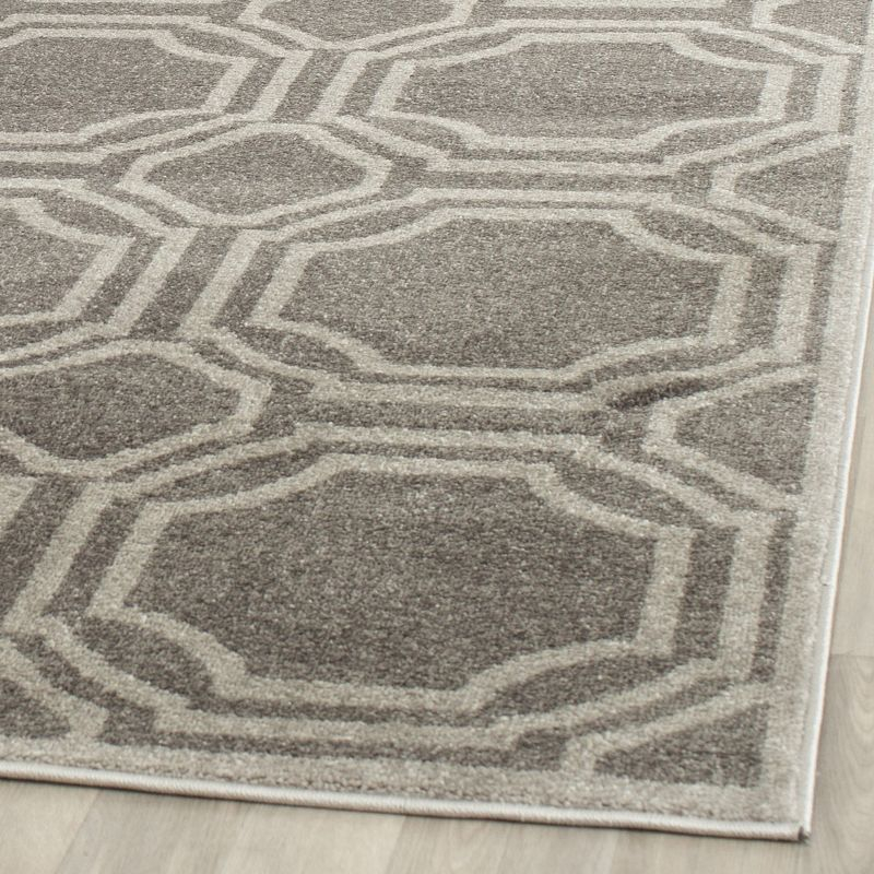 Amherst AMT411 Power Loomed Area Rug - Grey/Light Grey - 4'x6' - Safavieh.