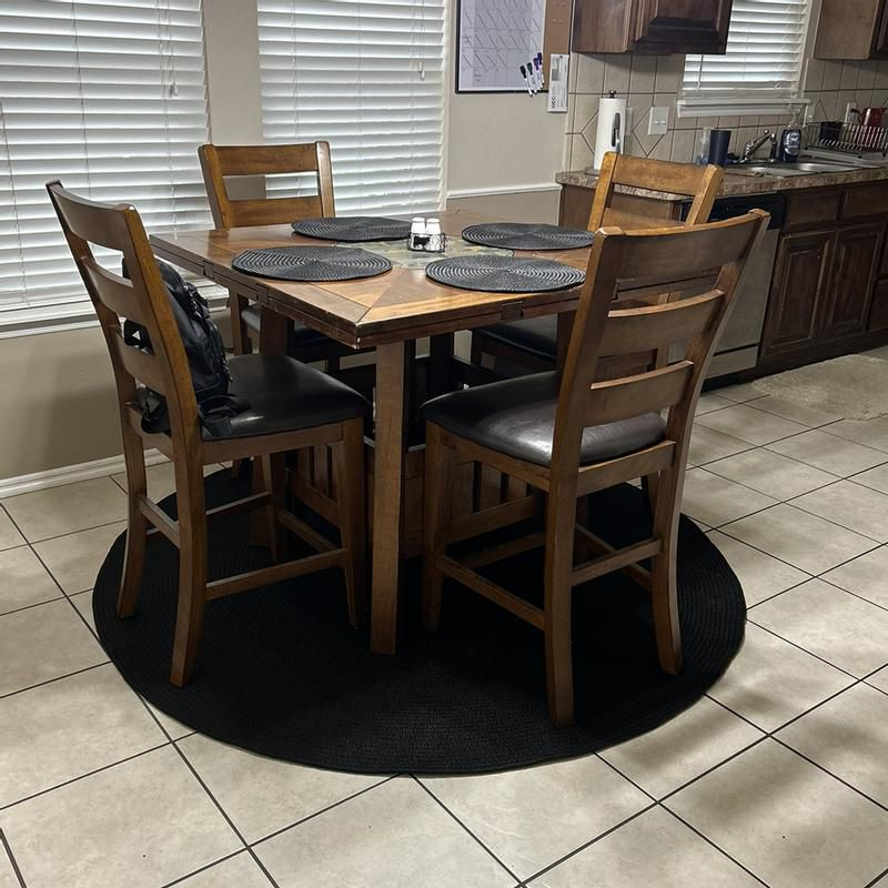 Braided BRD402 Hand Woven Area Rug - Tan - 7' round - Safavieh.