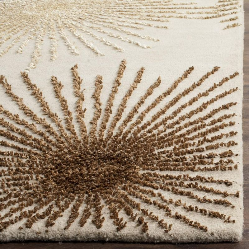 Soho SOH712 Hand Tufted Indoor Accent Rug - Beige - 2'x3' - Safavieh.