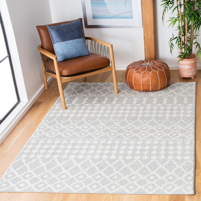 Mercer MRE414 Power Loomed Area Rug - Light Grey/Cream - 4'x6' - Safavieh.