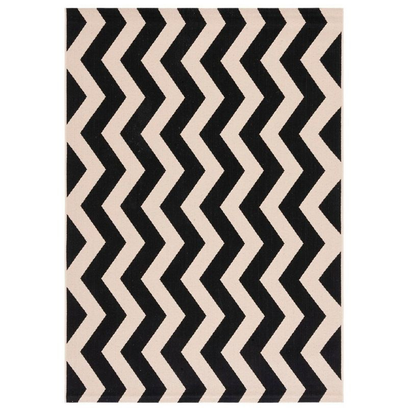 Courtyard CY6245 Power Loomed Indoor and Outdoor Area Rug - Black/Beige - 4'x5'7" - Safavieh