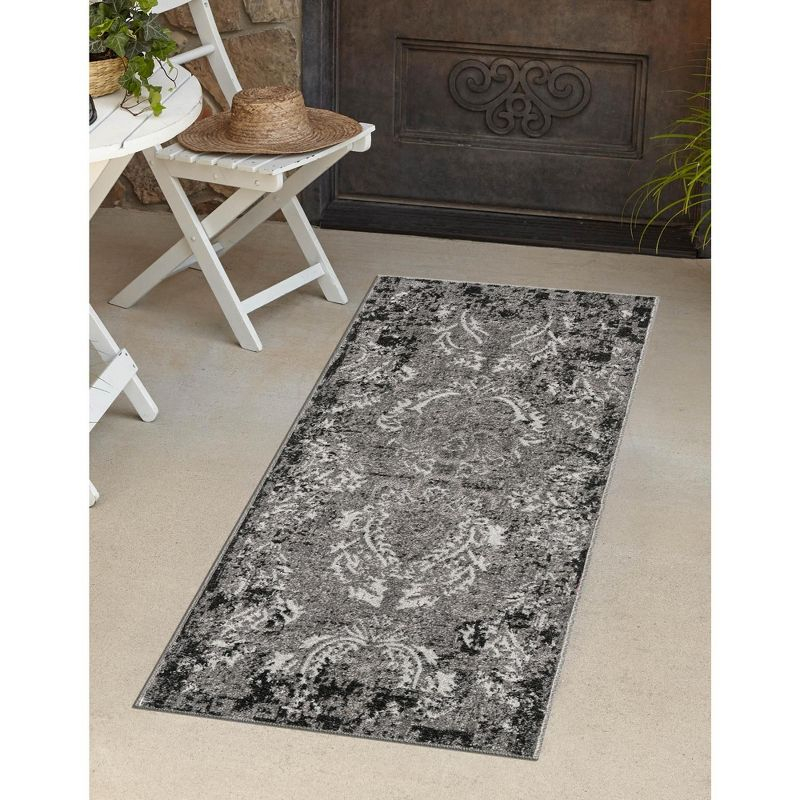 Unique Loom 2' 0 x 6' 1 Runner Light Gray Outdoor Botanical Manchester Area Rug