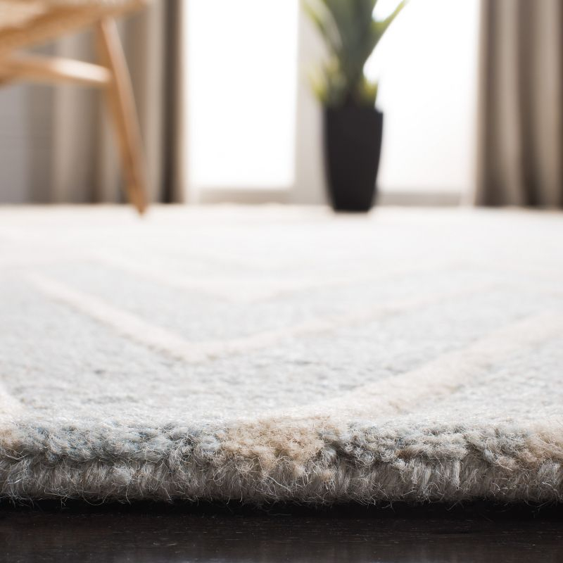 Cambridge CAM711 Tufted Indoor Area Rug - Grey/Ivory - 8'x8' - Safavieh