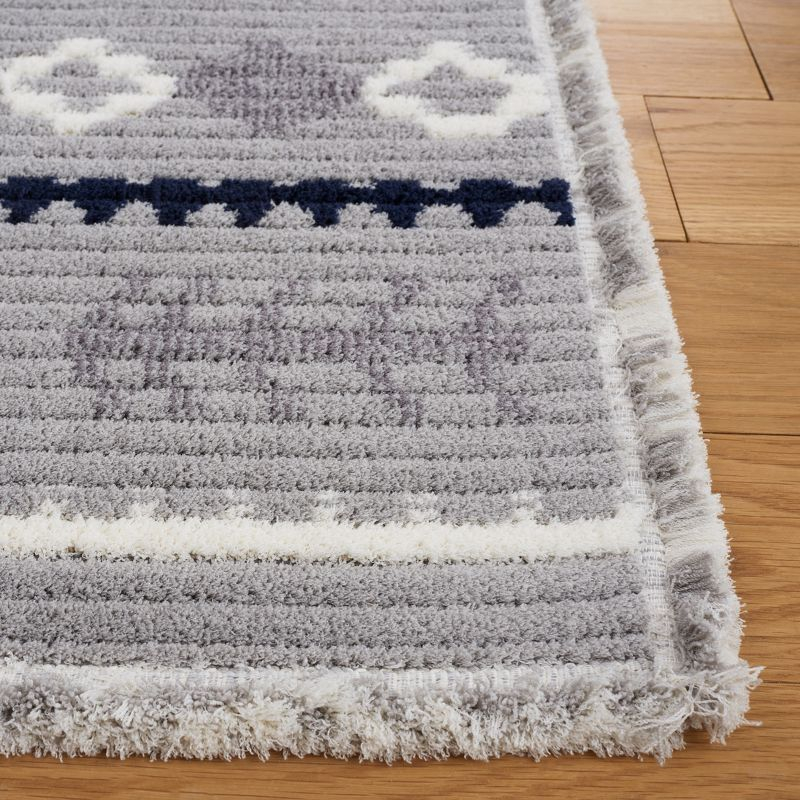 Marrakesh MRK606 Power Loomed Area Rug - Gray/Navy - 4'x6' - Safavieh.