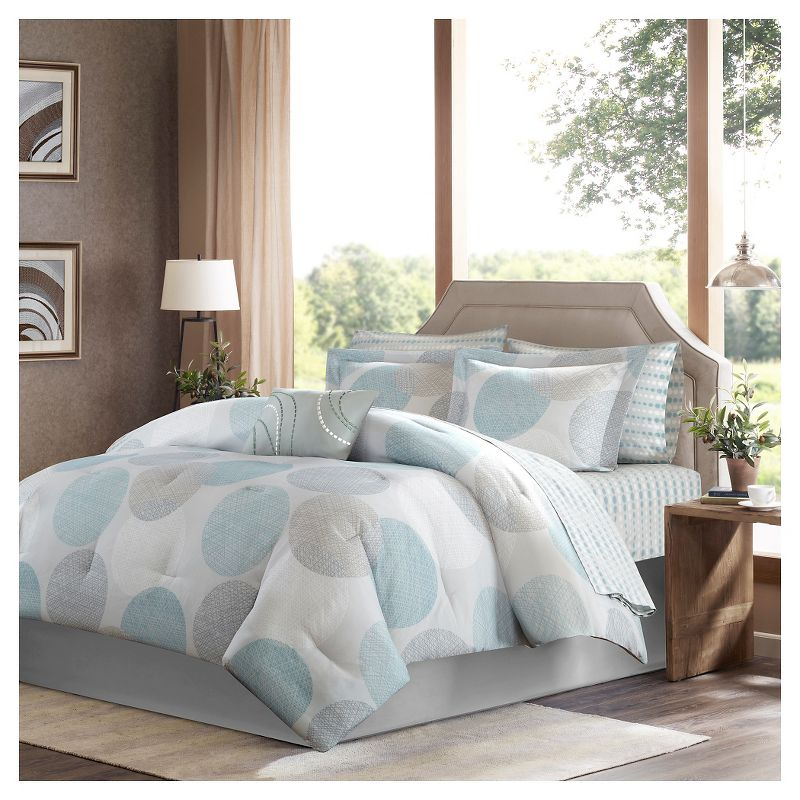 Cabrillo Complete Multiple Piece Comforter Set (Full) 9-Piece - Aqua: Madison Park Microfiber Bedding Ensemble with Embroidered Details
