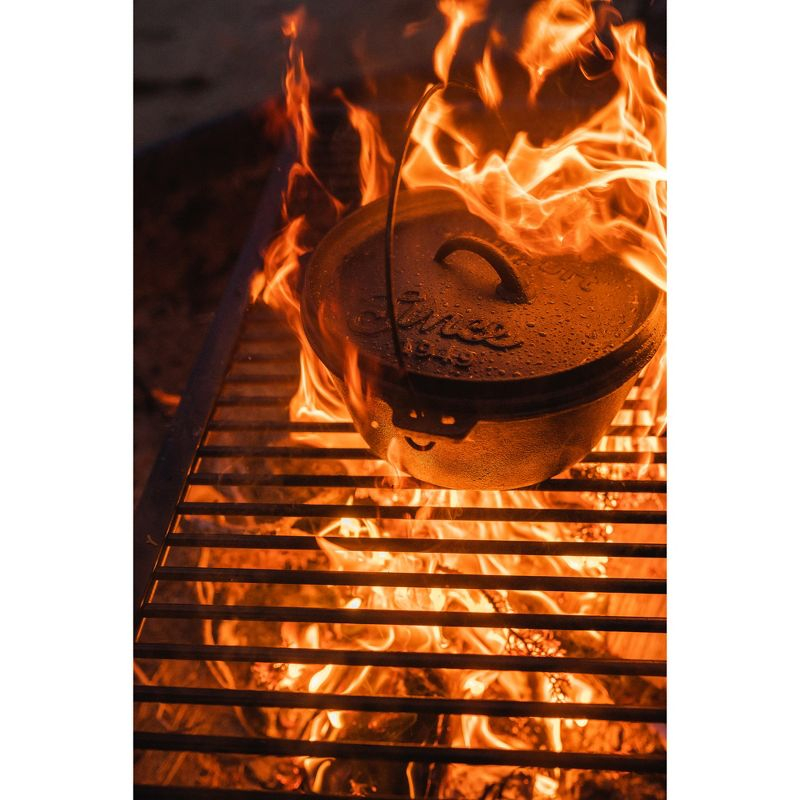 Stansport Preseasoned Cast Iron Flat Bottom Dutch Oven - 4 QT