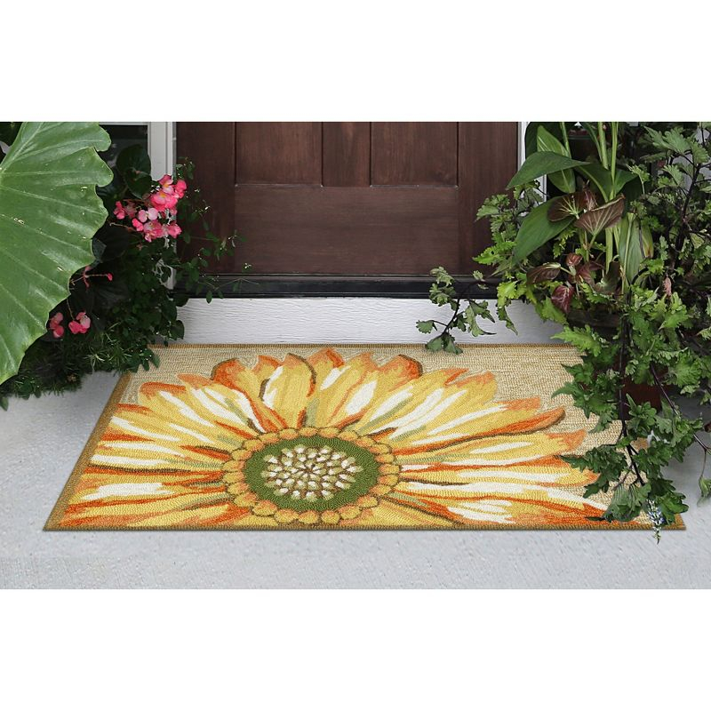 Liora Manne Frontporch Sunflower Indoor/Outdoor Rug Yellow 2'6" x 4'