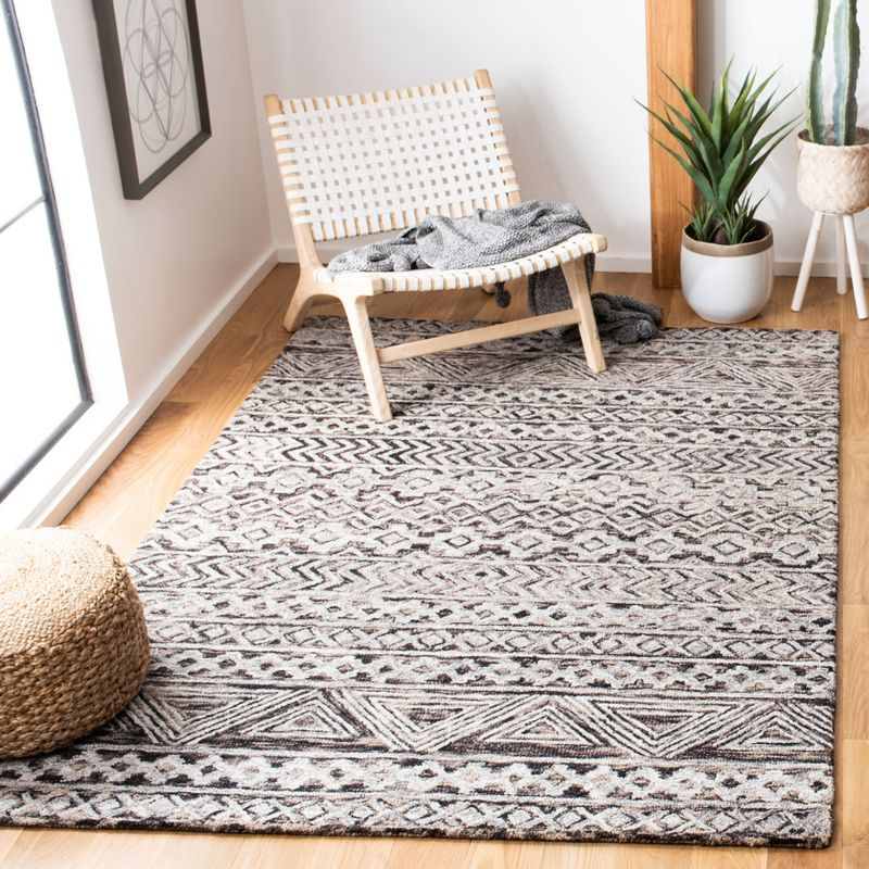 Abstract ABT252 Handmade Indoor Area Rug - Grey/Brown - 6'x9' - Safavieh