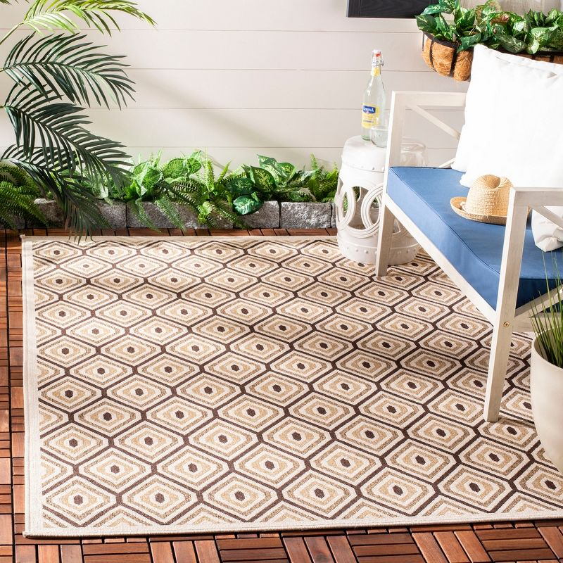 Veranda VER003 Power Loomed Indoor/Outdoor Area Rug - Cream/Chocolate - 6'7"x9'6" - Safavieh.