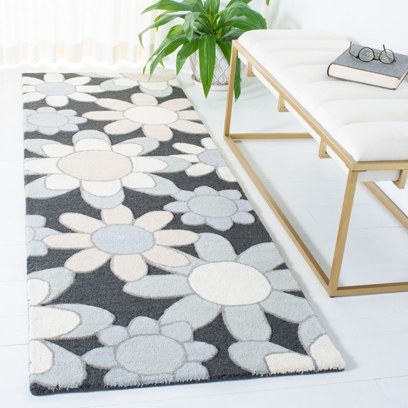 Safavieh Kids SFK923 Hand Tufted Runner Rug - Charcoal/Ivory - 2'6"x8' - Safavieh.